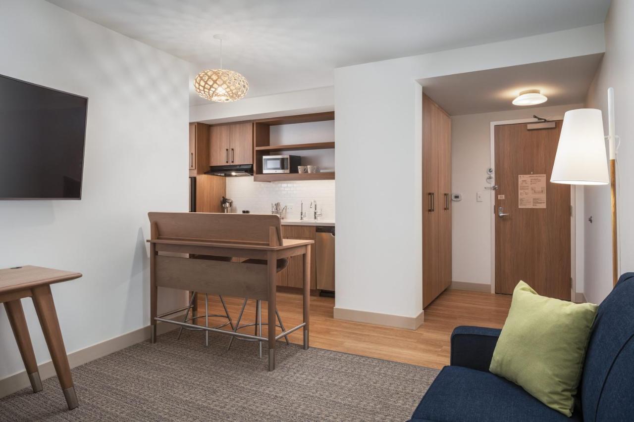 Executive Suite, 1 King, Sofa bed at Element by Marriott Denver Downtown East