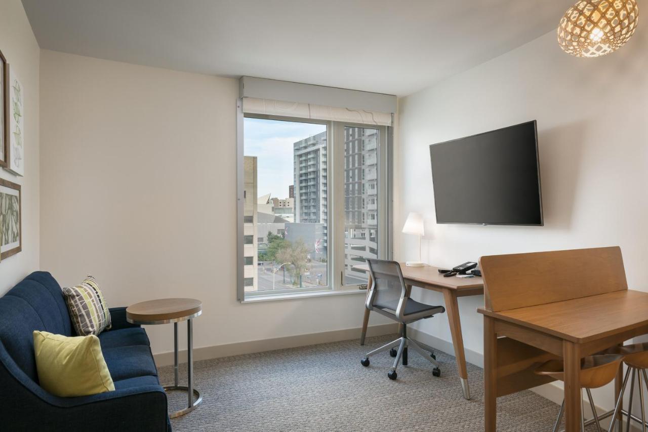 Executive Suite, 1 King, Sofa bed at Element by Marriott Denver Downtown East