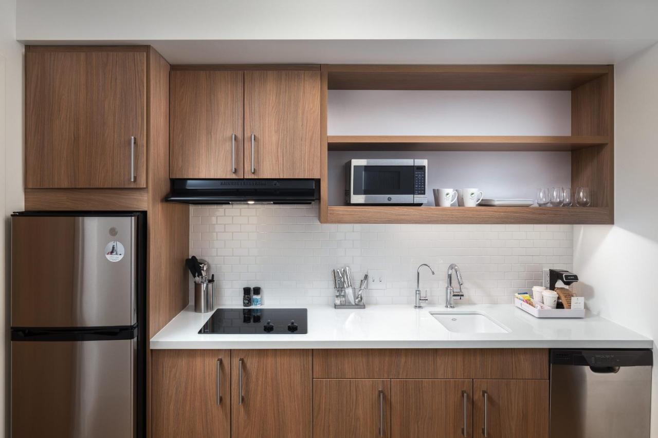 Executive Suite, 1 King, Sofa bed at Element by Marriott Denver Downtown East