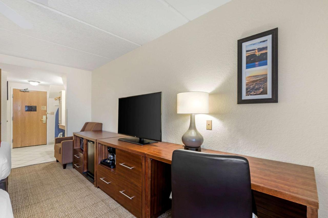 Double Room with Two Double Beds - Disability Access at Comfort Inn Kissimmee-Lake Buena Vista South