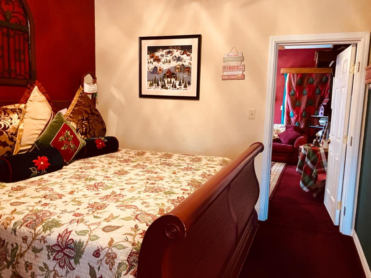 Christmas Suite at All Seasons Inn at All Seasons Inn