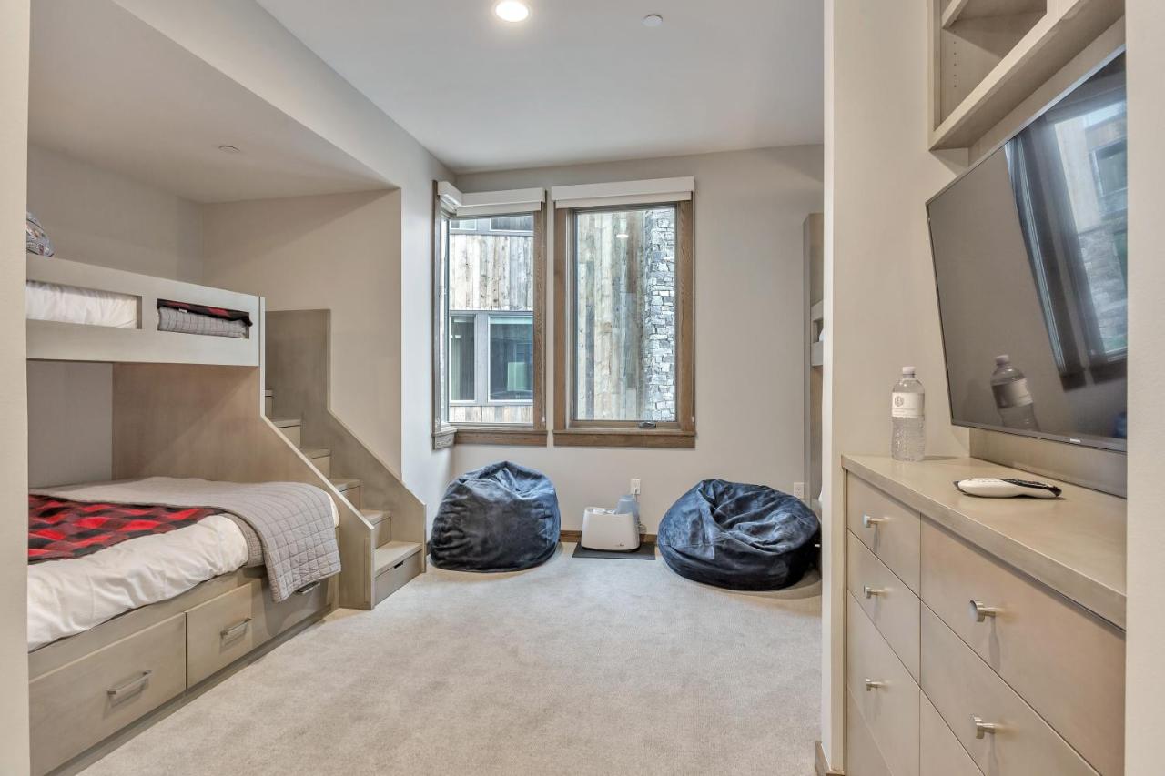 Suite at Stein Eriksen Residences