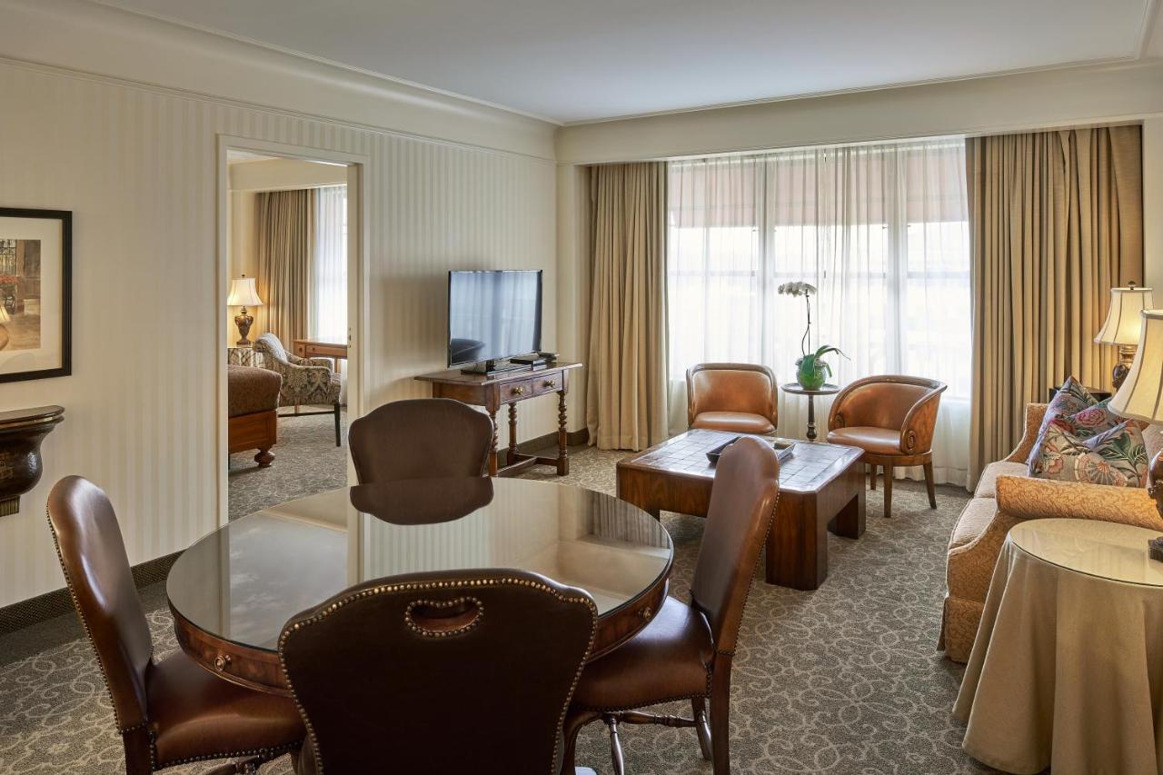 Deluxe Suite at O.Henry Hotel