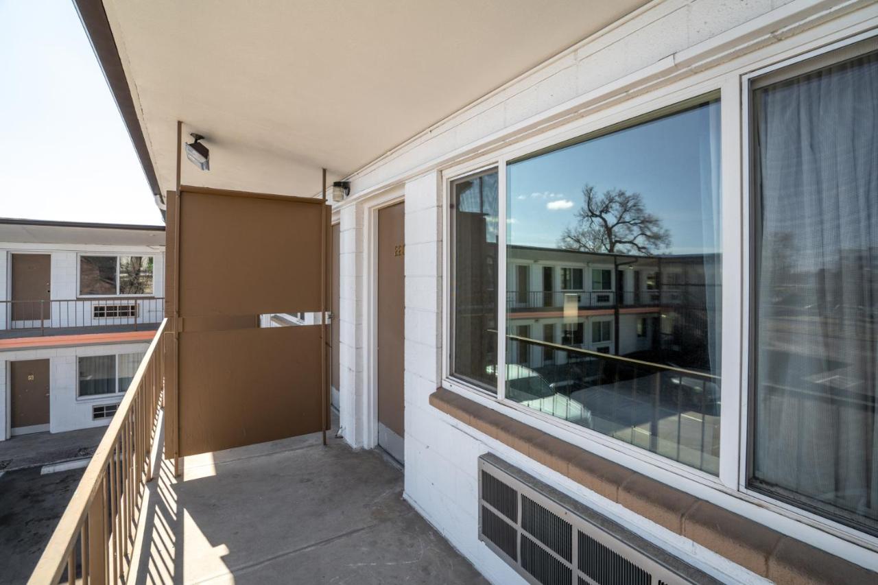 | Nevada Flats Hotel