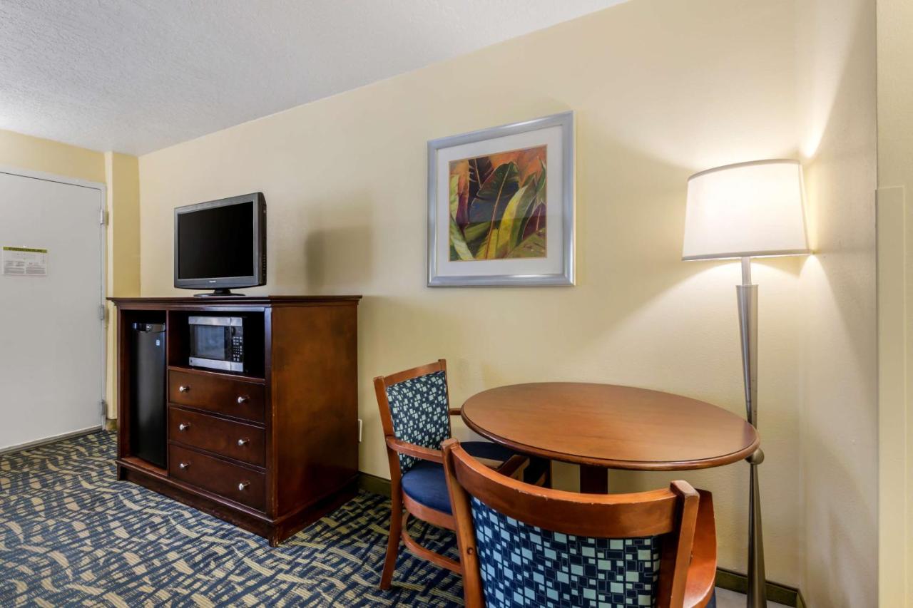  | Best Western Cocoa Beach Hotel & Suites