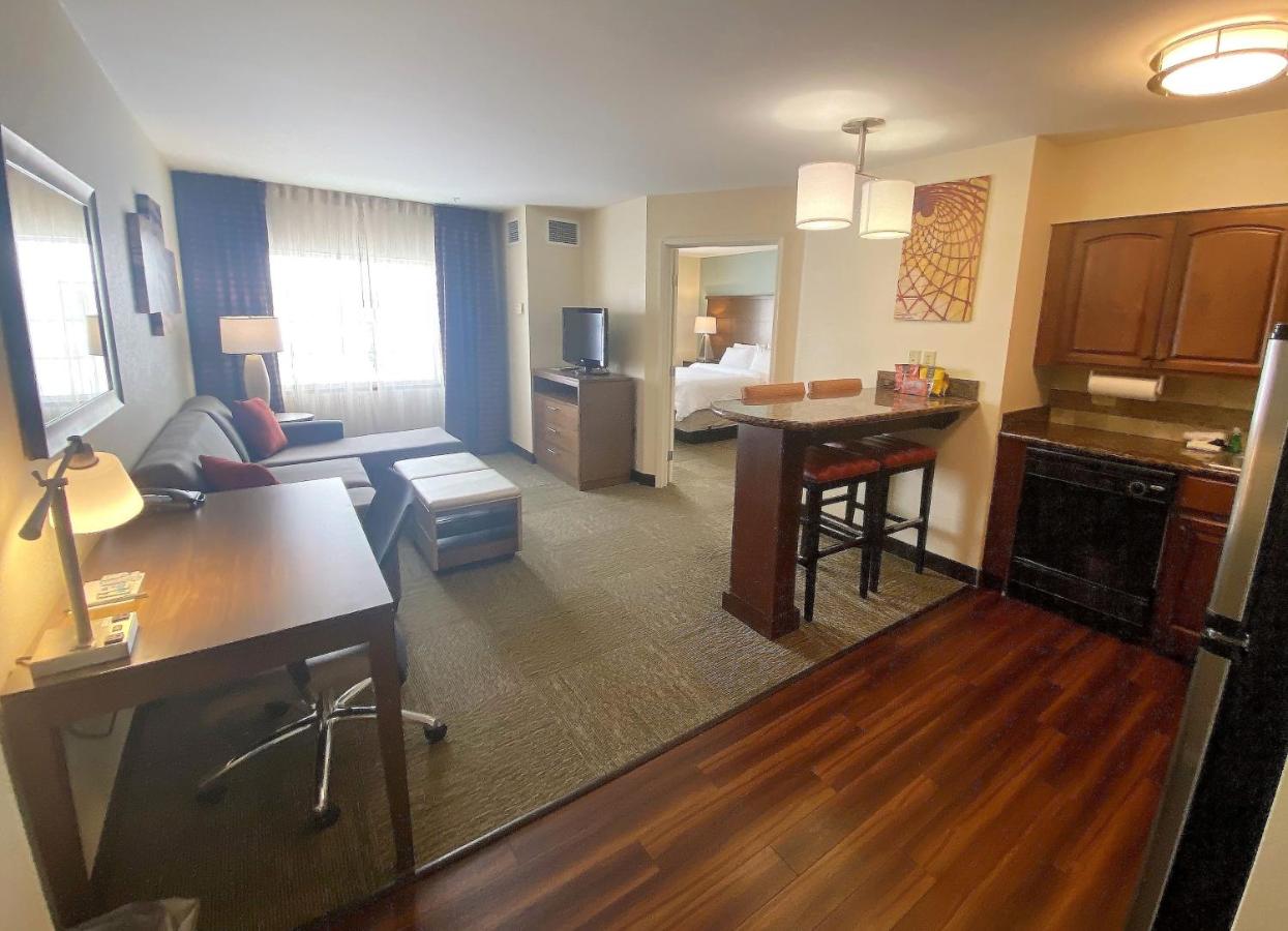 One-Bedroom Queen Suite at Staybridge Suites Great Falls, an IHG Hotel