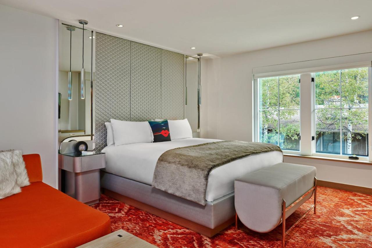 Three-Bedroom Suite with Balcony at W Aspen