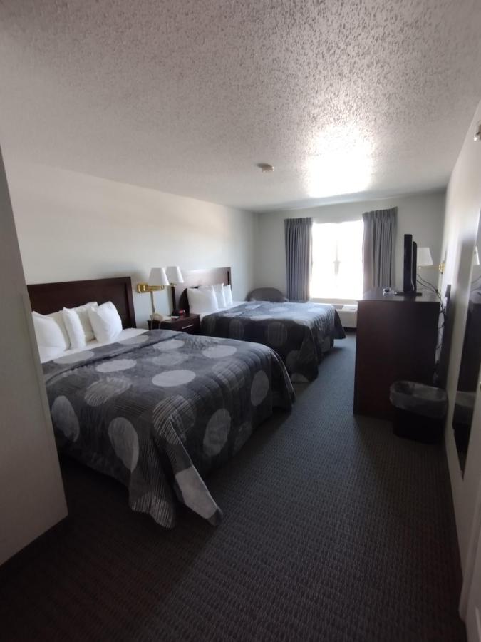 | Hastings Country Inn