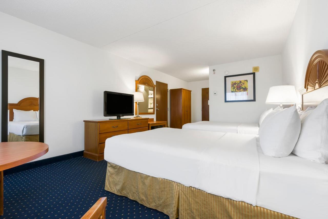 Standard Double Room at Thousand Hills Resort Hotel