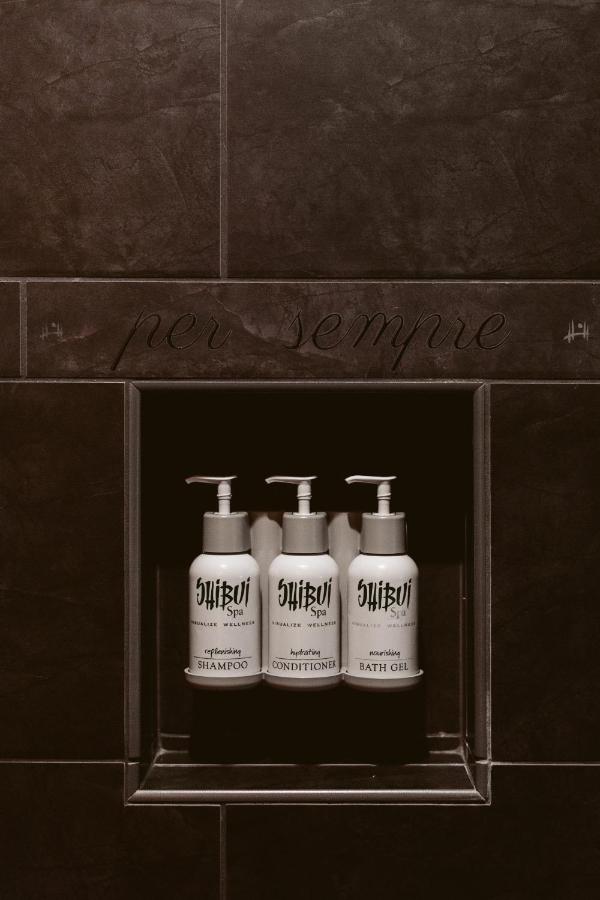 | FivePine Lodge