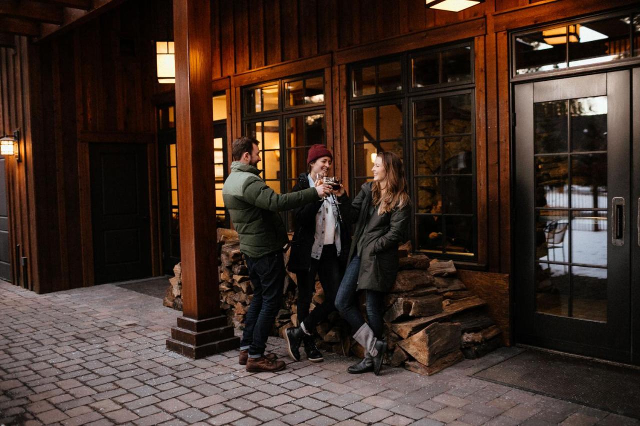 | FivePine Lodge
