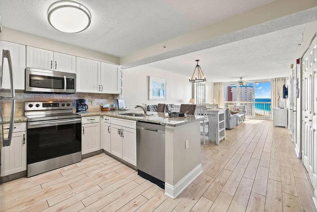  | Beachfront Retreat- 