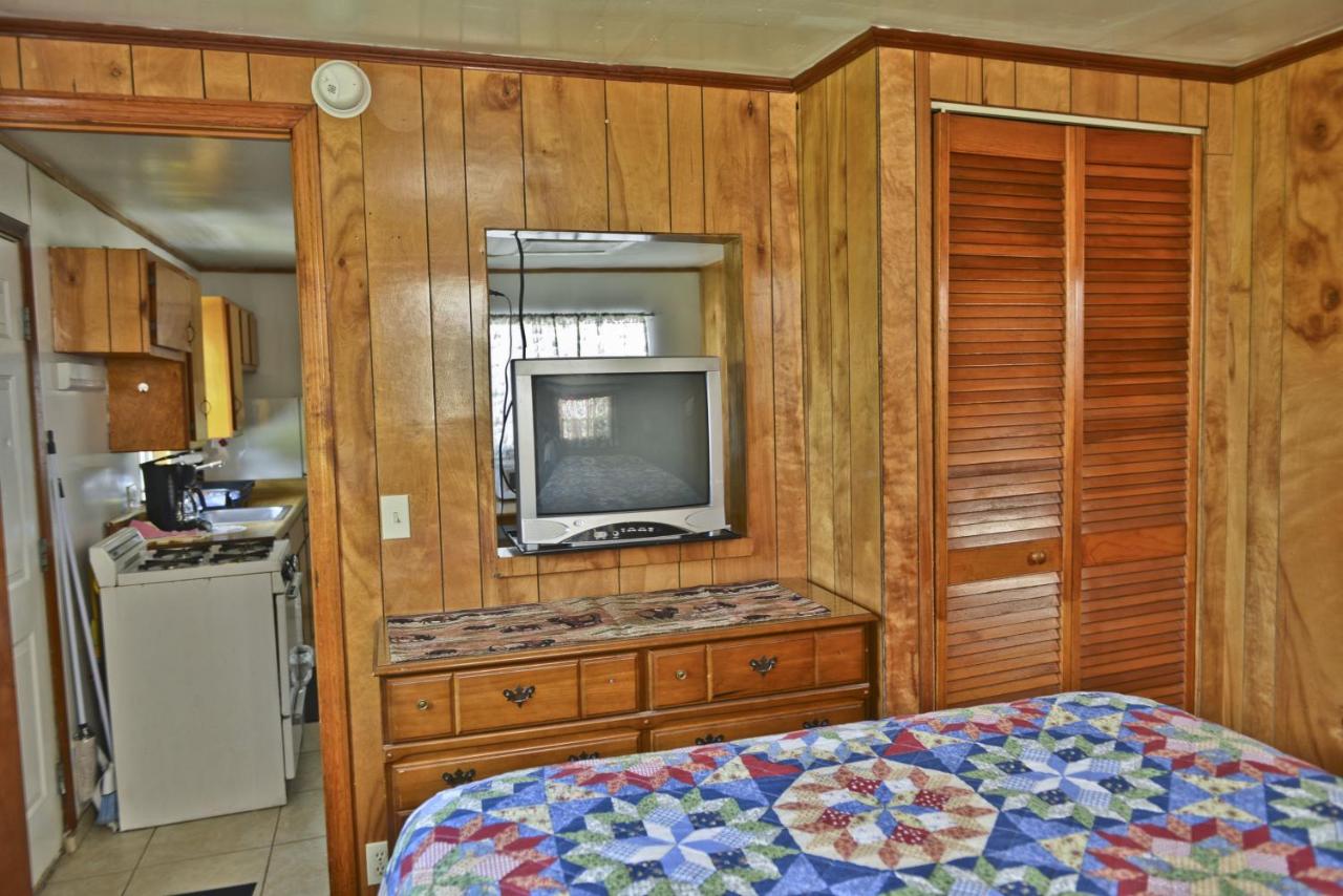 | Lake Ida Beach Resort