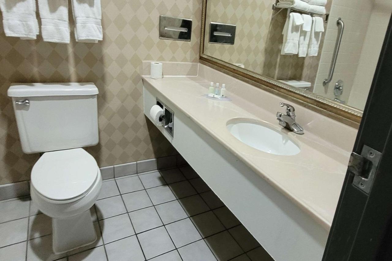 King Room - Non-Smoking at Quality Inn & Suites Columbia I-70