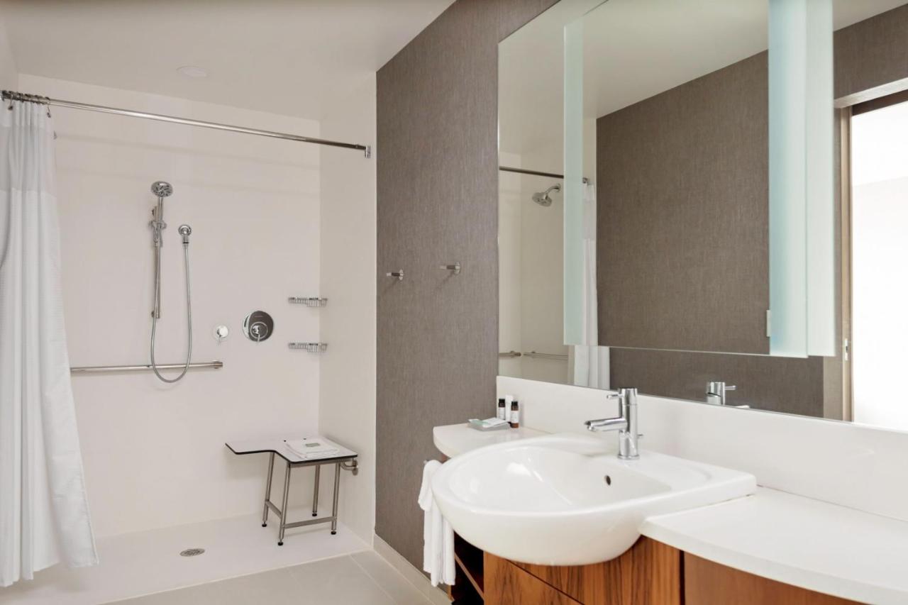 King Suite at SpringHill Suites by Marriott Beaufort
