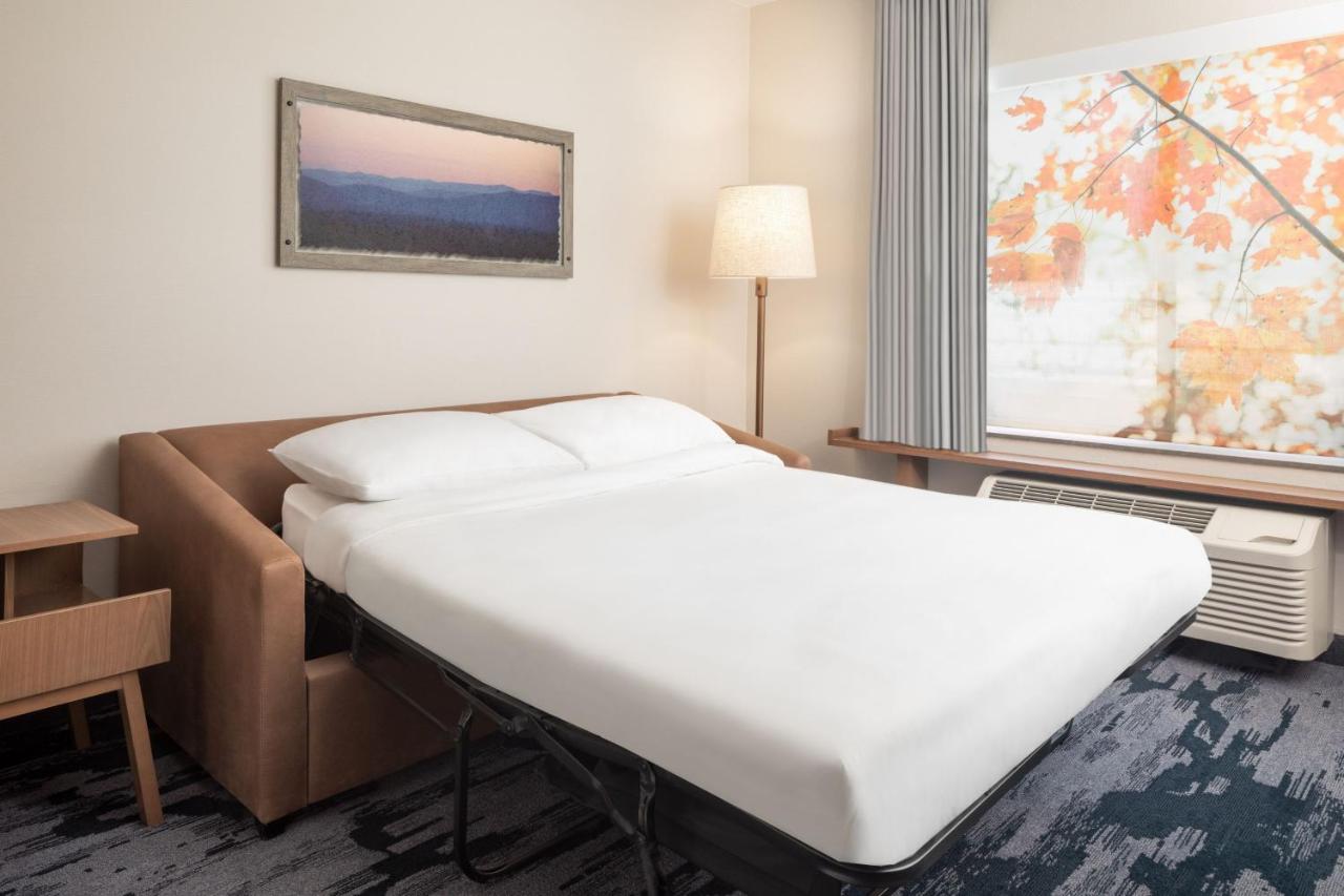 1 Bedroom Suite, 1 King at Fairfield Inn & Suites by Marriott Fresno North/Shaw Avenue