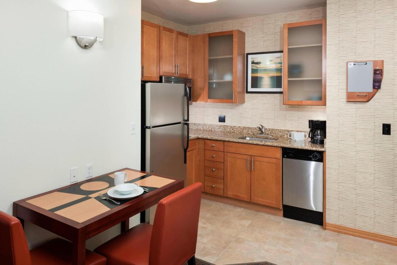  | Residence Inn by Marriott Chicago Lake Forest/Mettawa