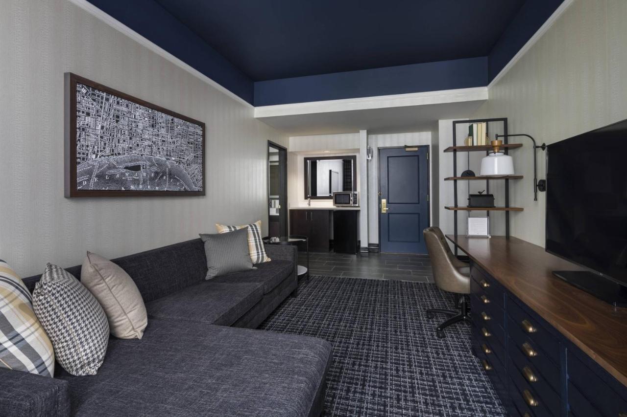 One Bedroom Suite, 1 Bedroom Suite, 1 King, Sofa bed at The Notary Hotel, Philadelphia, Autograph Collection by Marriott