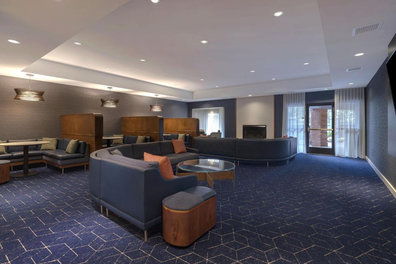 | Courtyard by Marriott Portland Southeast/Clackamas