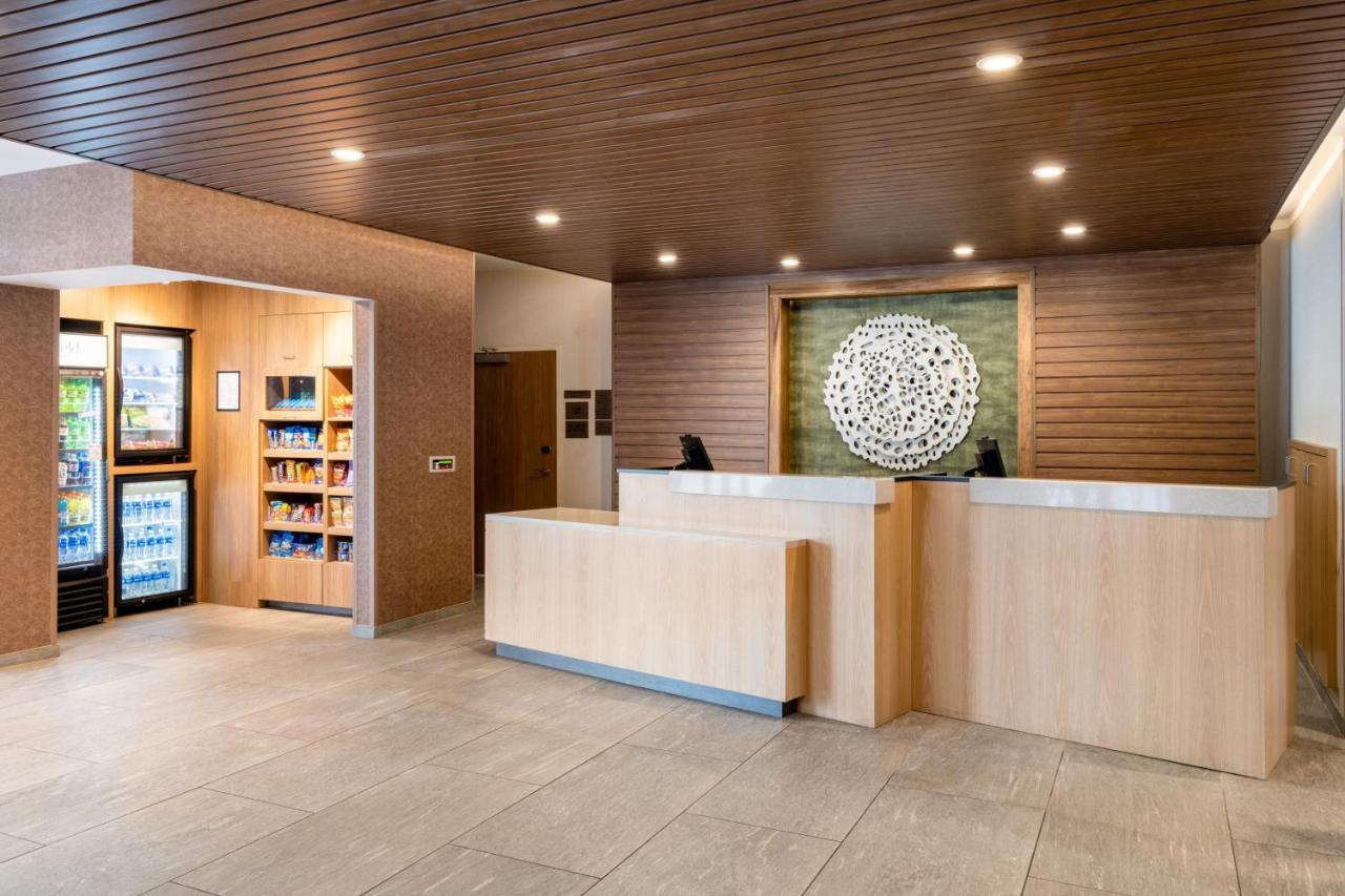 | Fairfield Inn & Suites Minneapolis North