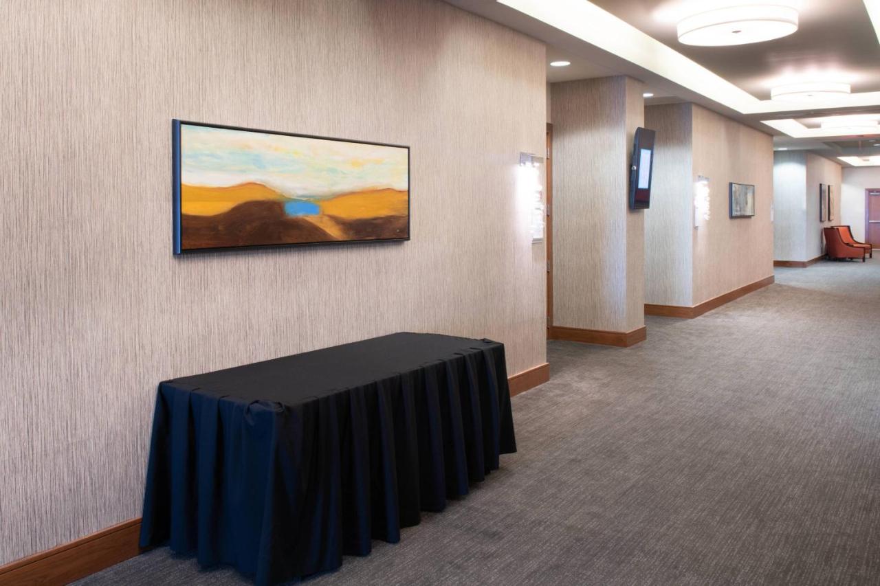 | SpringHill Suites by Marriott Las Vegas Convention Center