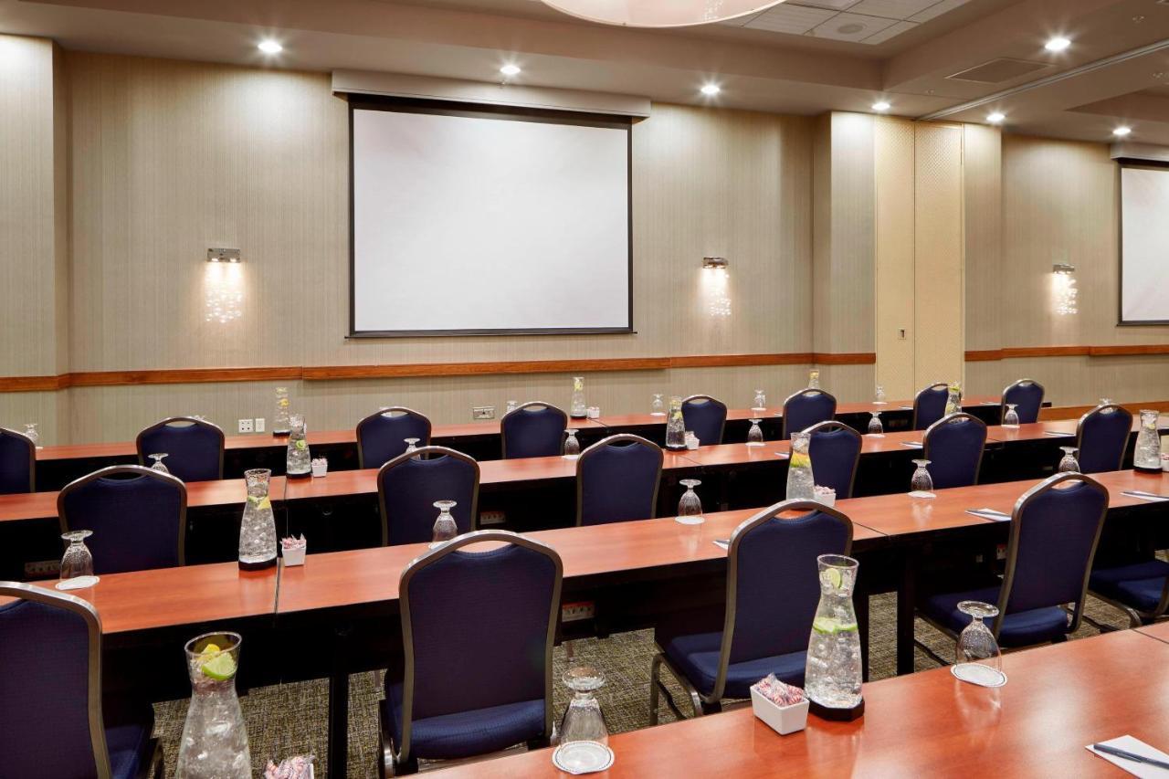 | SpringHill Suites by Marriott Las Vegas Convention Center