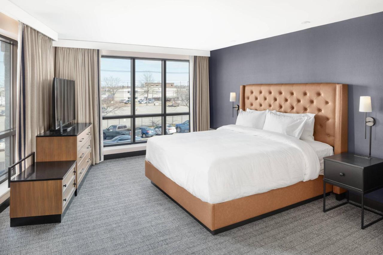  | Courtyard by Marriott Portland Downtown/Waterfront
