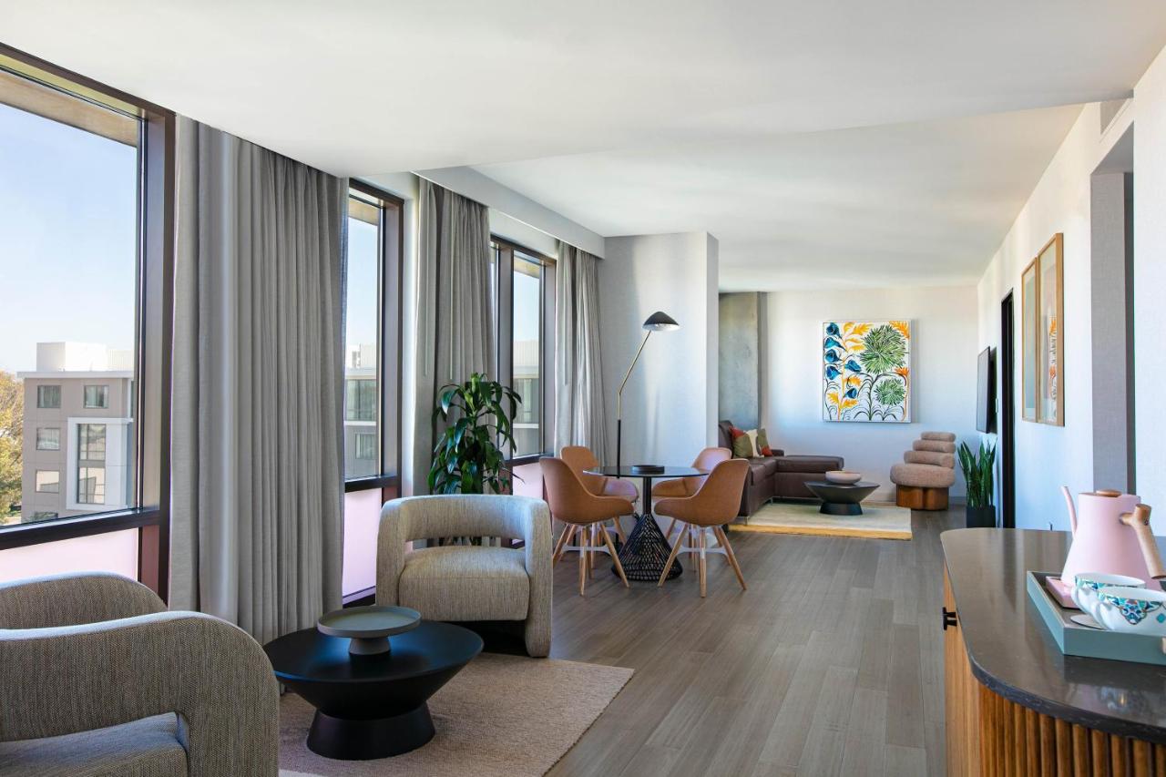 King Suite with Sofa Bed and Mountain View at Hotel Citrine, Palo Alto, a Tribute Portfolio Hotel