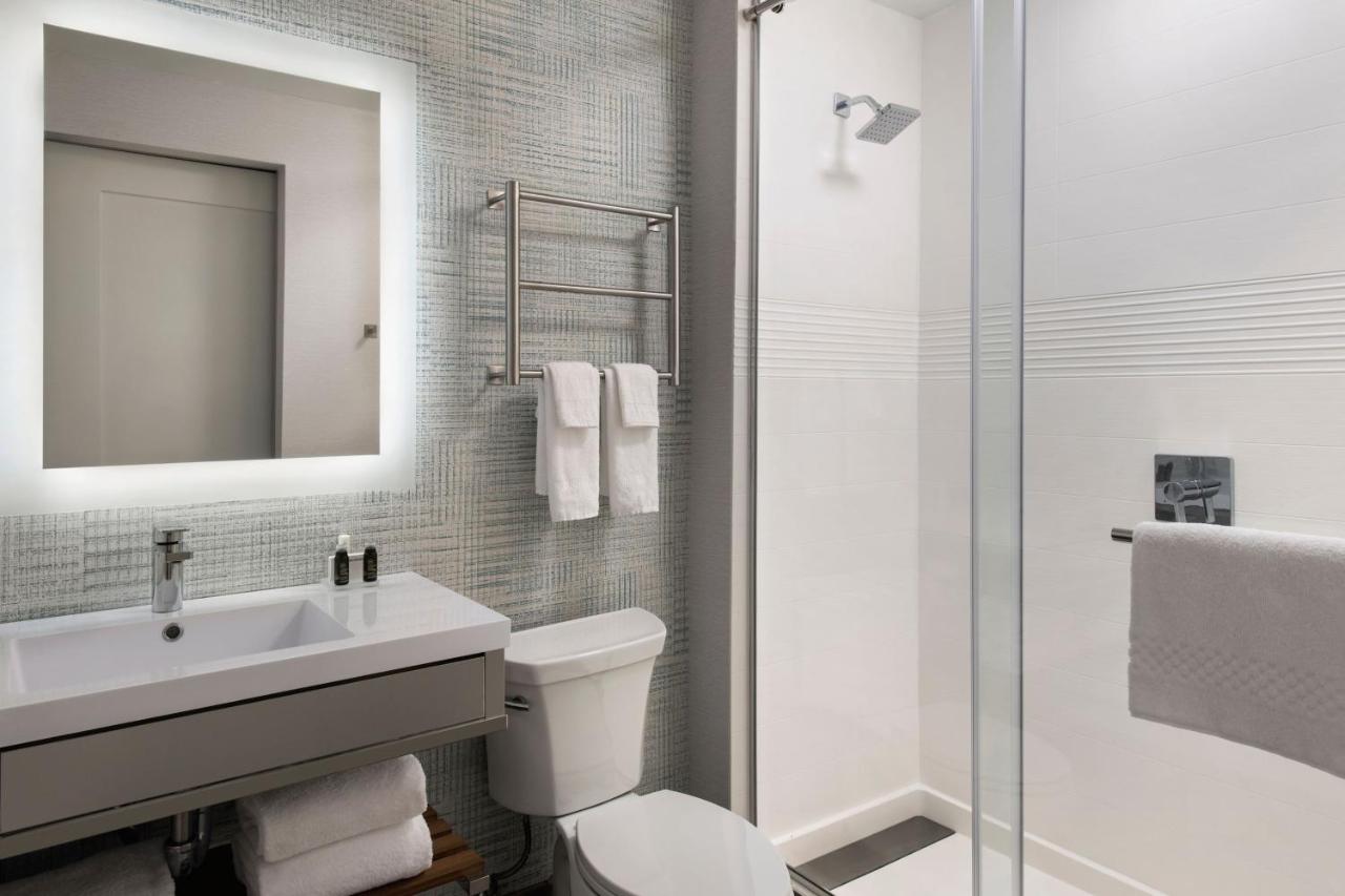 King Studio at TownePlace Suites by Marriott New York Brooklyn