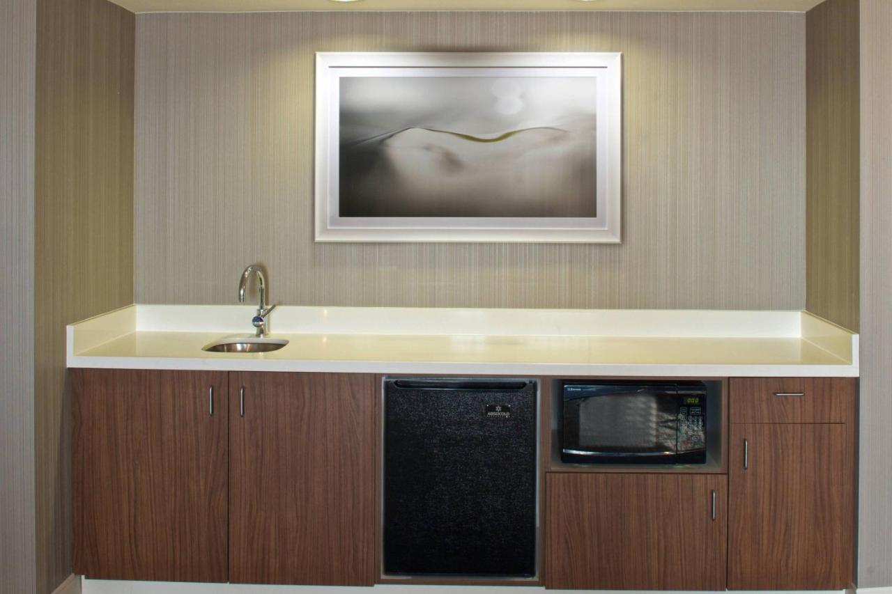  | Courtyard by Marriott Newark Silicon Valley