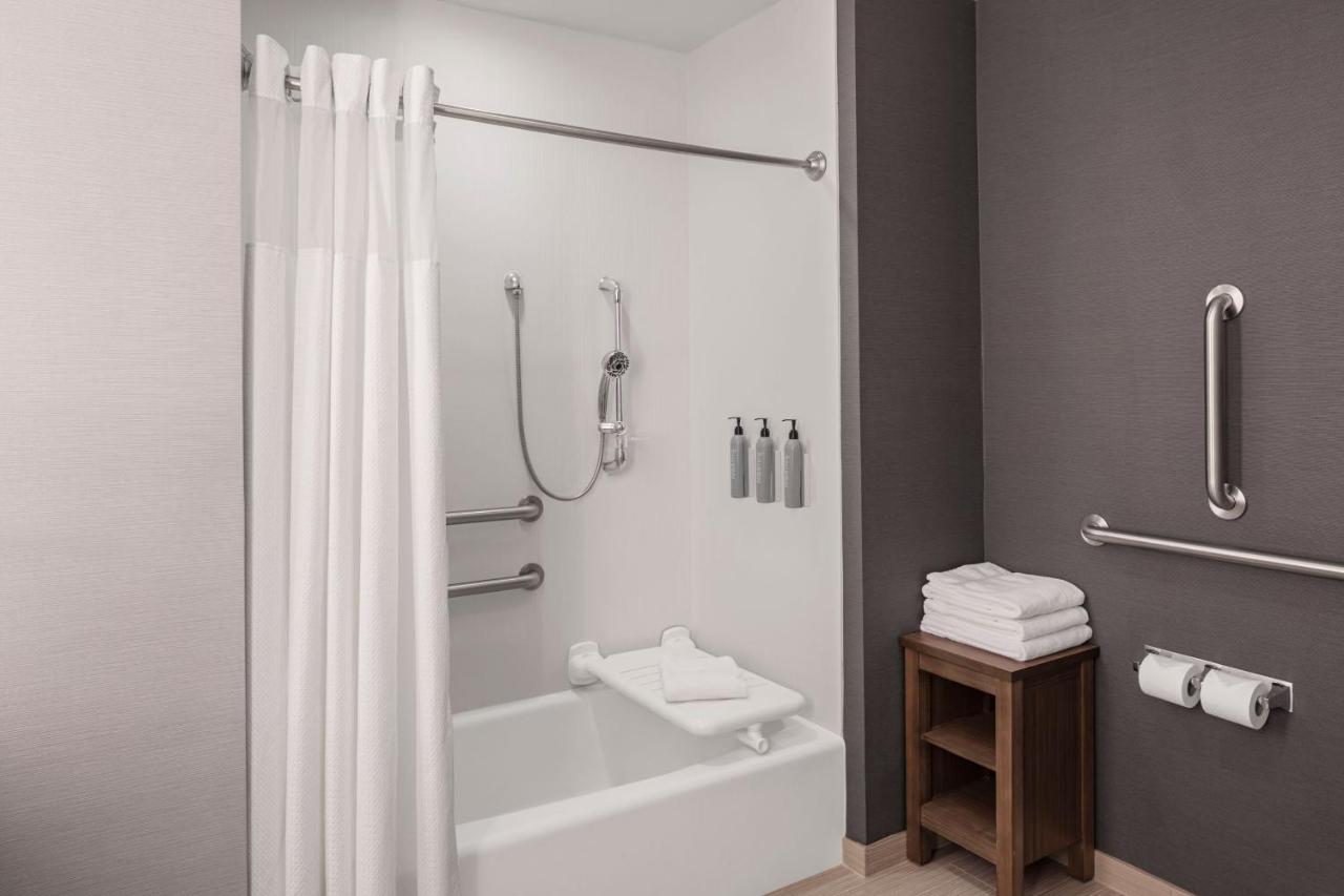 | Courtyard by Marriott San Angelo