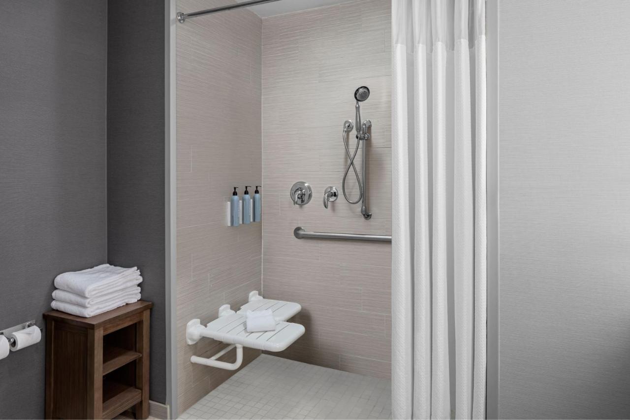 | Courtyard by Marriott San Angelo