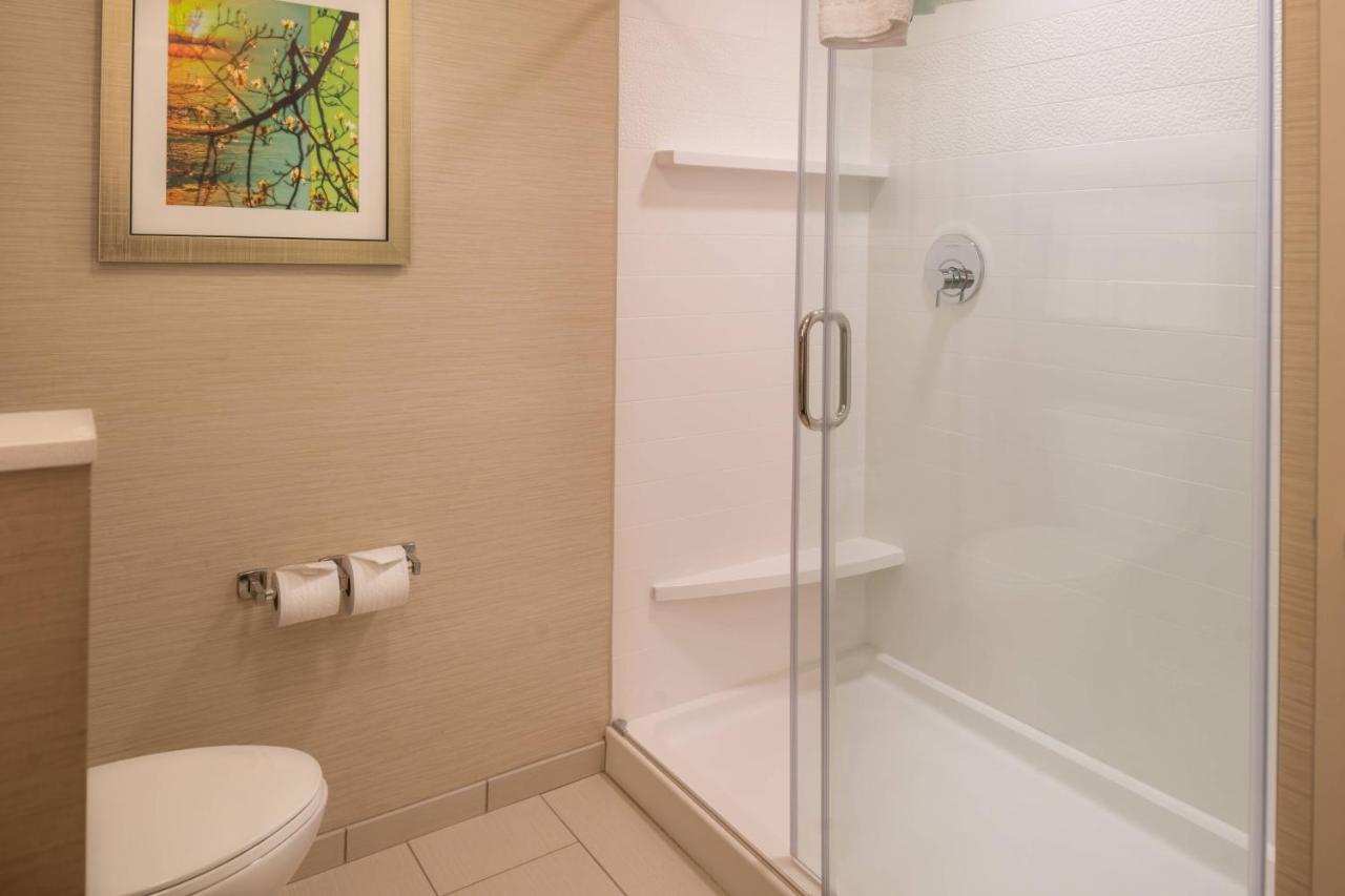 | Fairfield Inn & Suites by Marriott St. Louis Westport