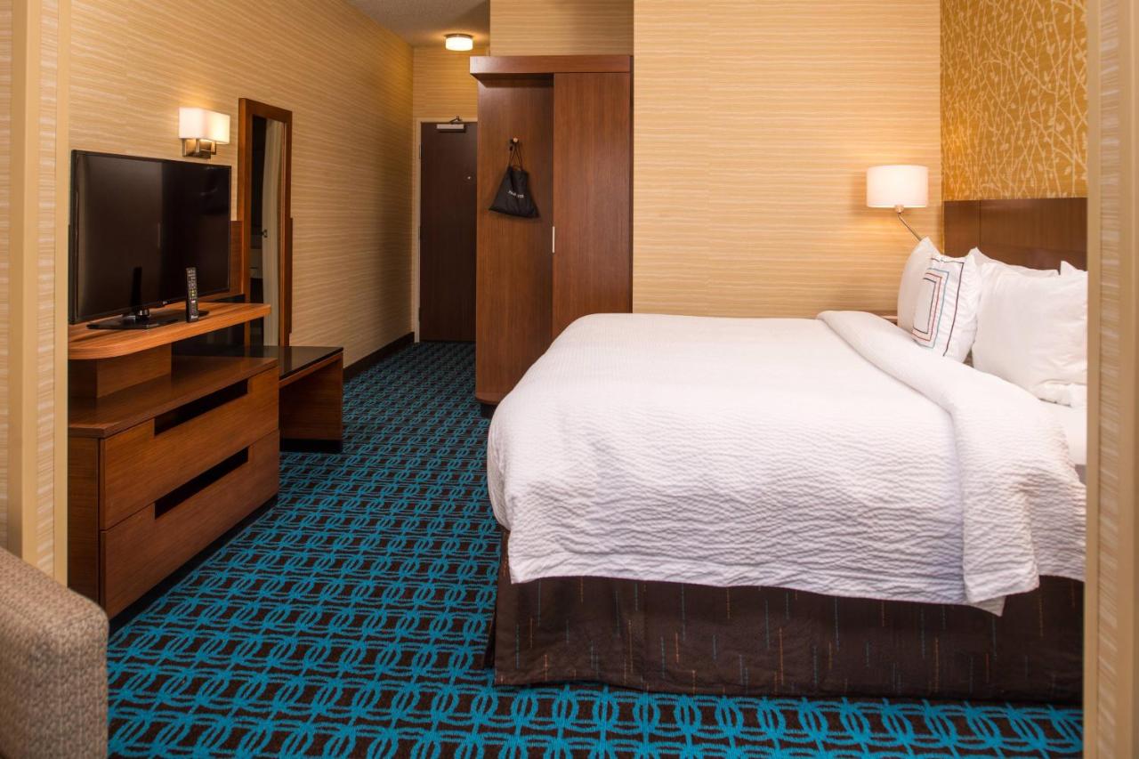| Fairfield Inn & Suites by Marriott St. Louis Westport