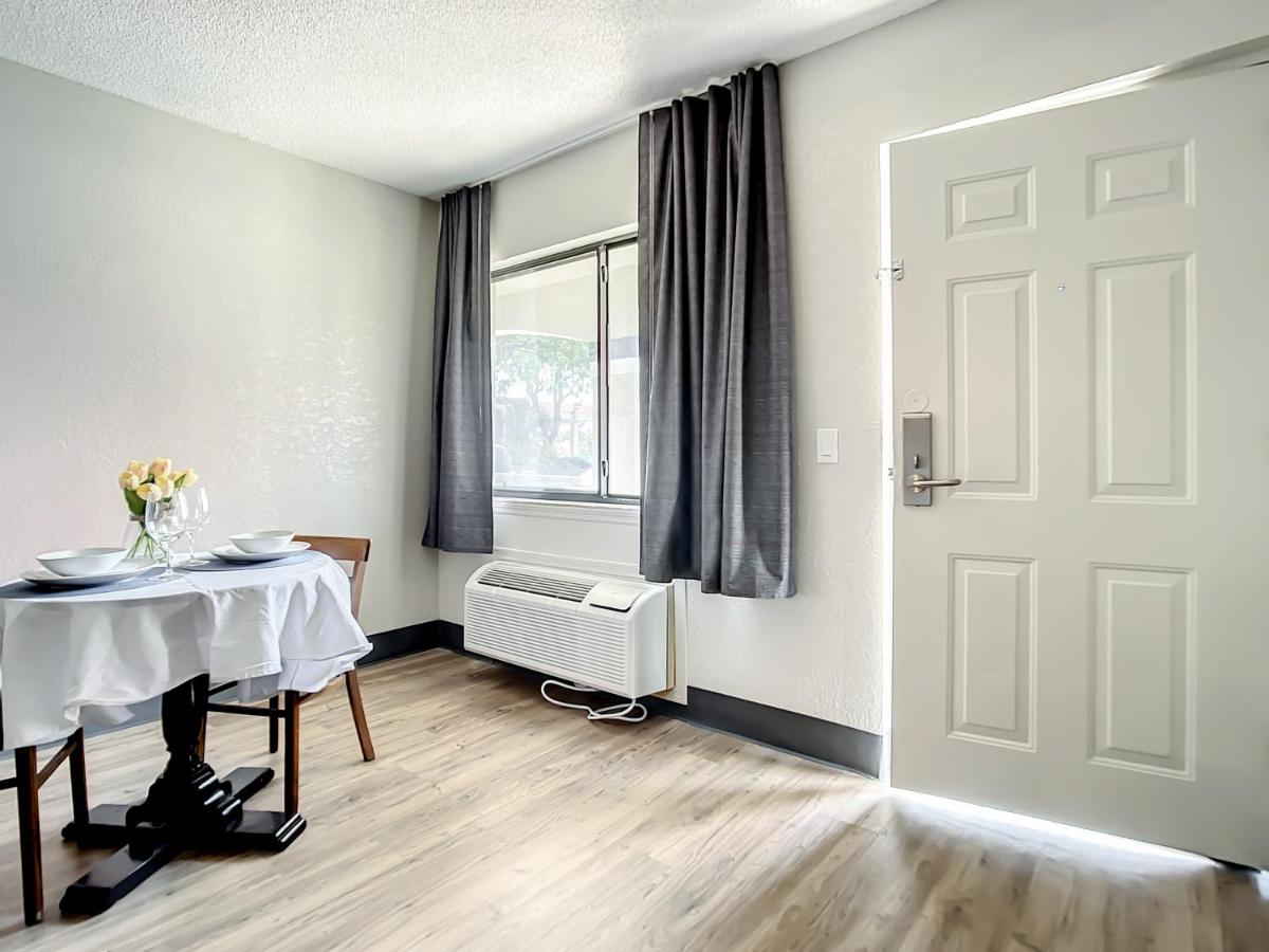  | Stayable Suites Kissimmee West