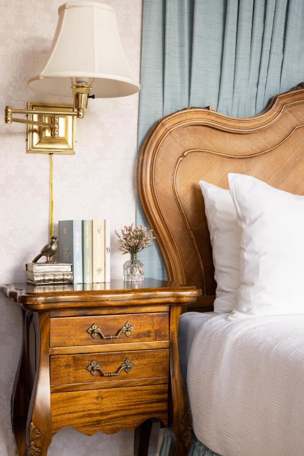 | Seven Gables Inn on Monterey Bay, A Kirkwood Collection Hotel