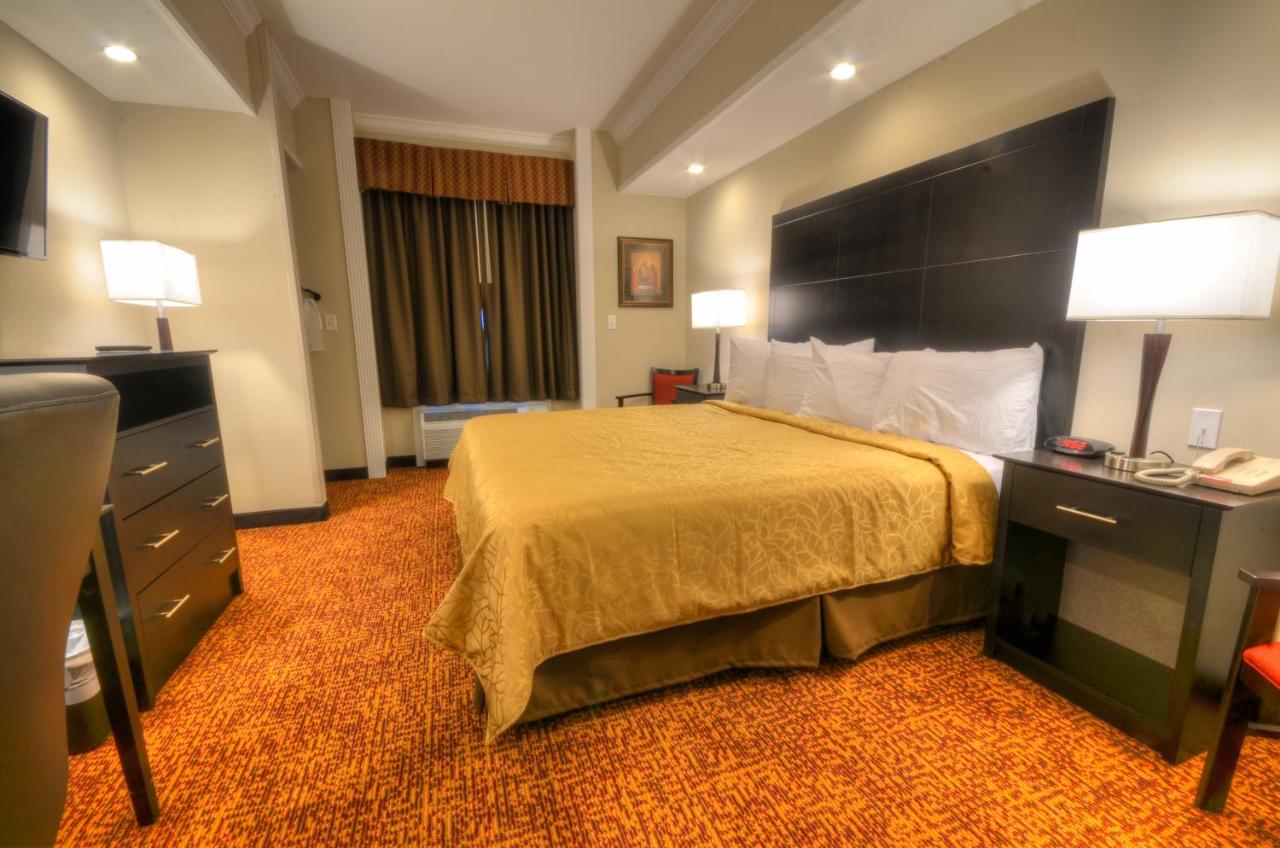 | Stonebrook Lodge