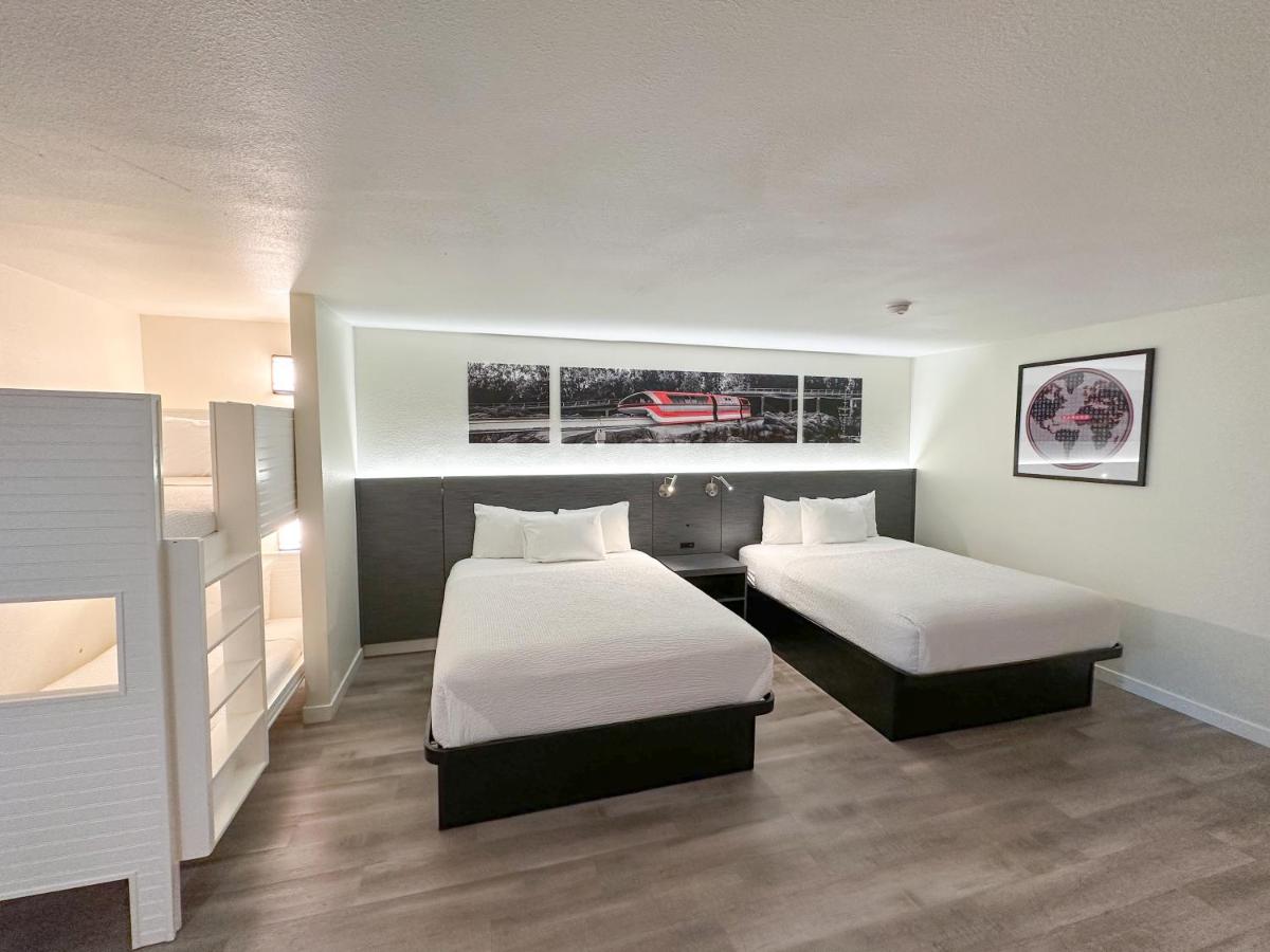 2 Queen Beds, 1 Bunk Bed, Junior Suite, Non-Smoking at Ramada by Wyndham Anaheim Convention Center