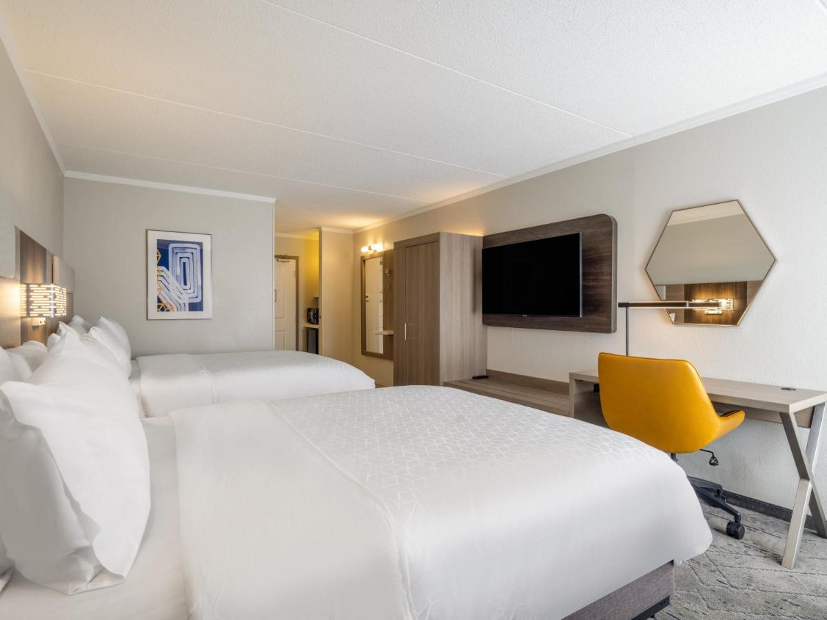 | Holiday Inn Express Greensboro-I-40 at Wendover, an IHG Hotel