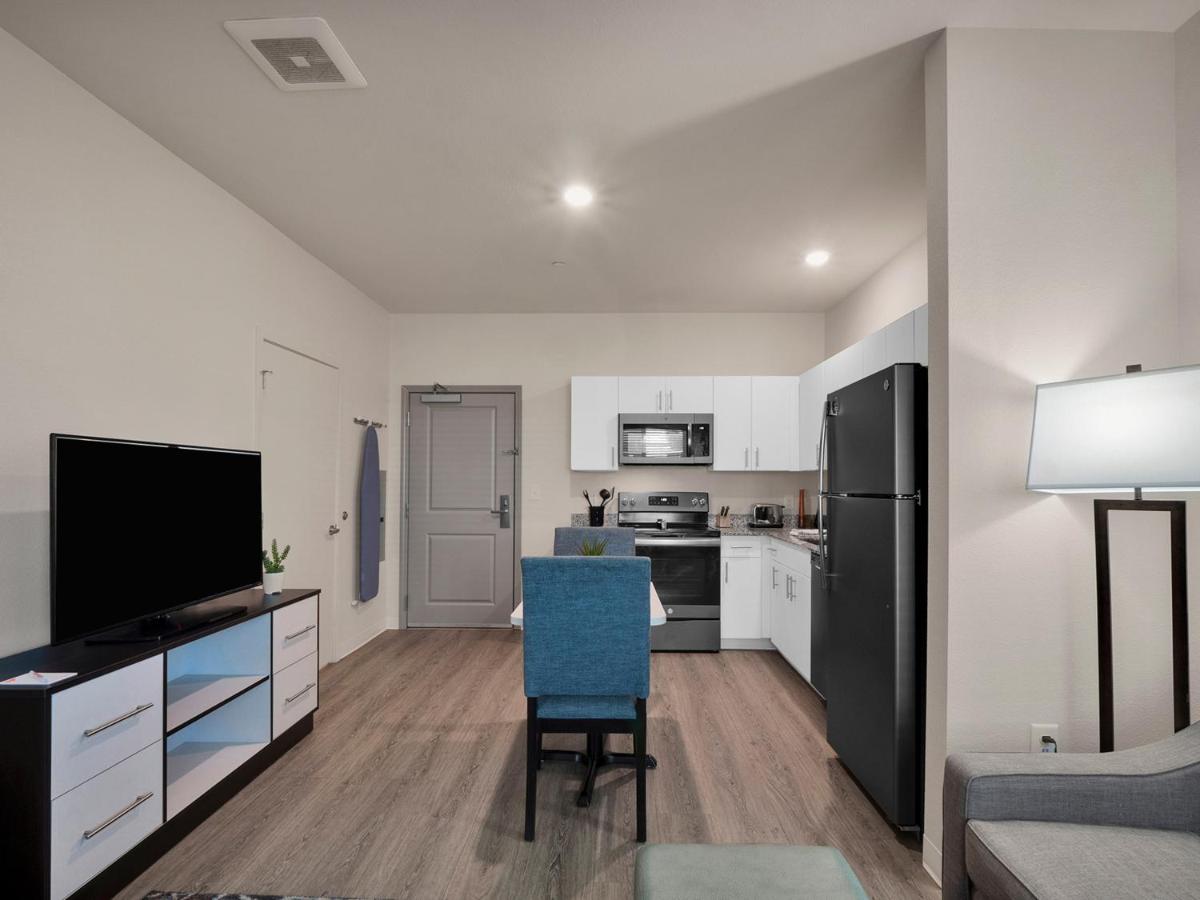 One-Bedroom Queen Suite at WaterWalk Extended Stay by Wyndham Charlotte - Arrowood