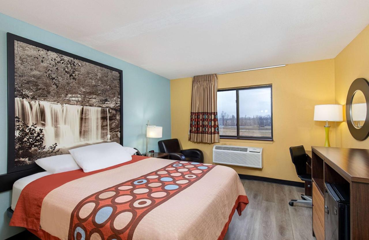 | Super 8 by Wyndham Eddyville/Kuttawa