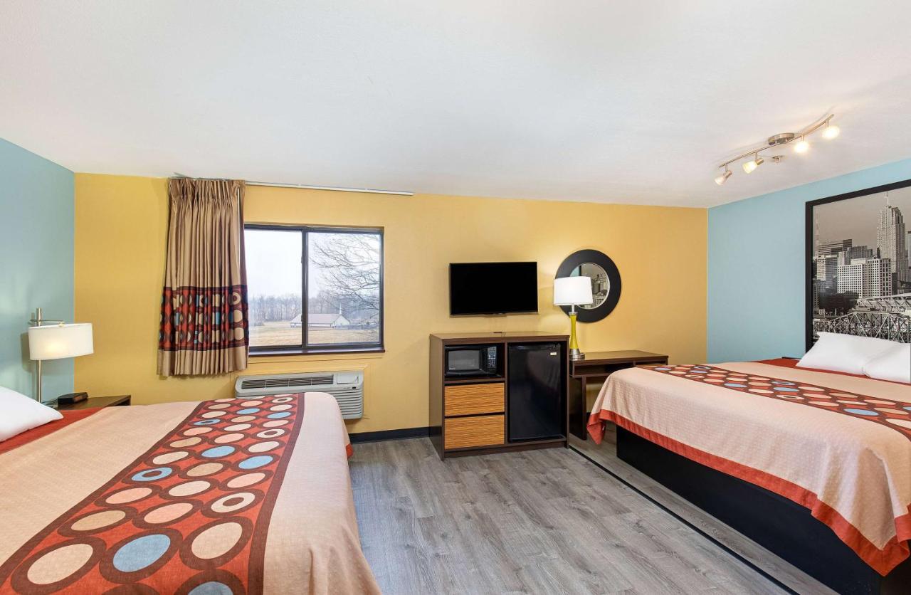 | Super 8 by Wyndham Eddyville/Kuttawa