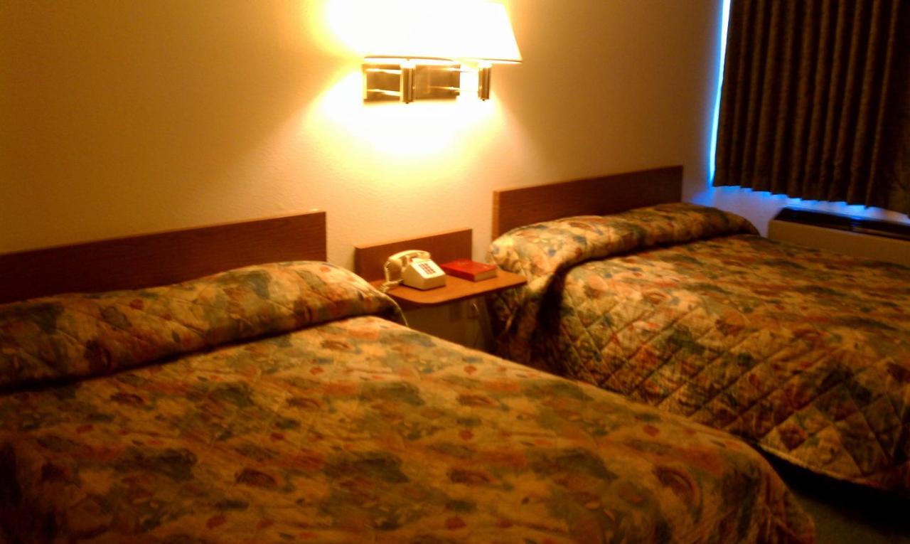 | Colorado River Value Inn