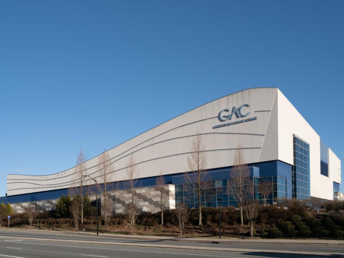 | Holiday Inn Express Greensboro-I-40 at Wendover, an IHG Hotel