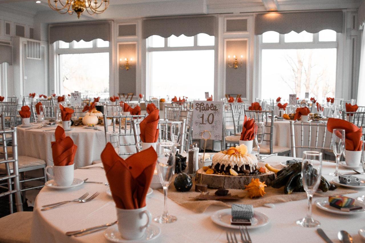 | Fort William Henry Hotel
