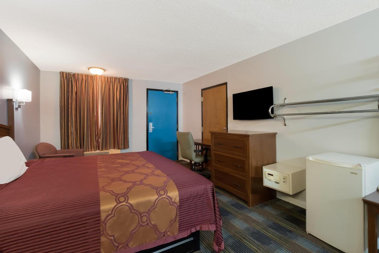 | Rodeway Inn Augusta West