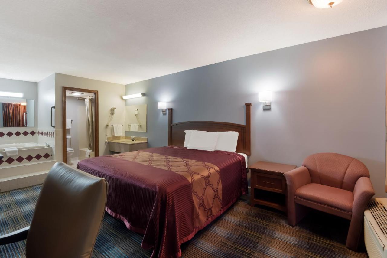 | Rodeway Inn Augusta West