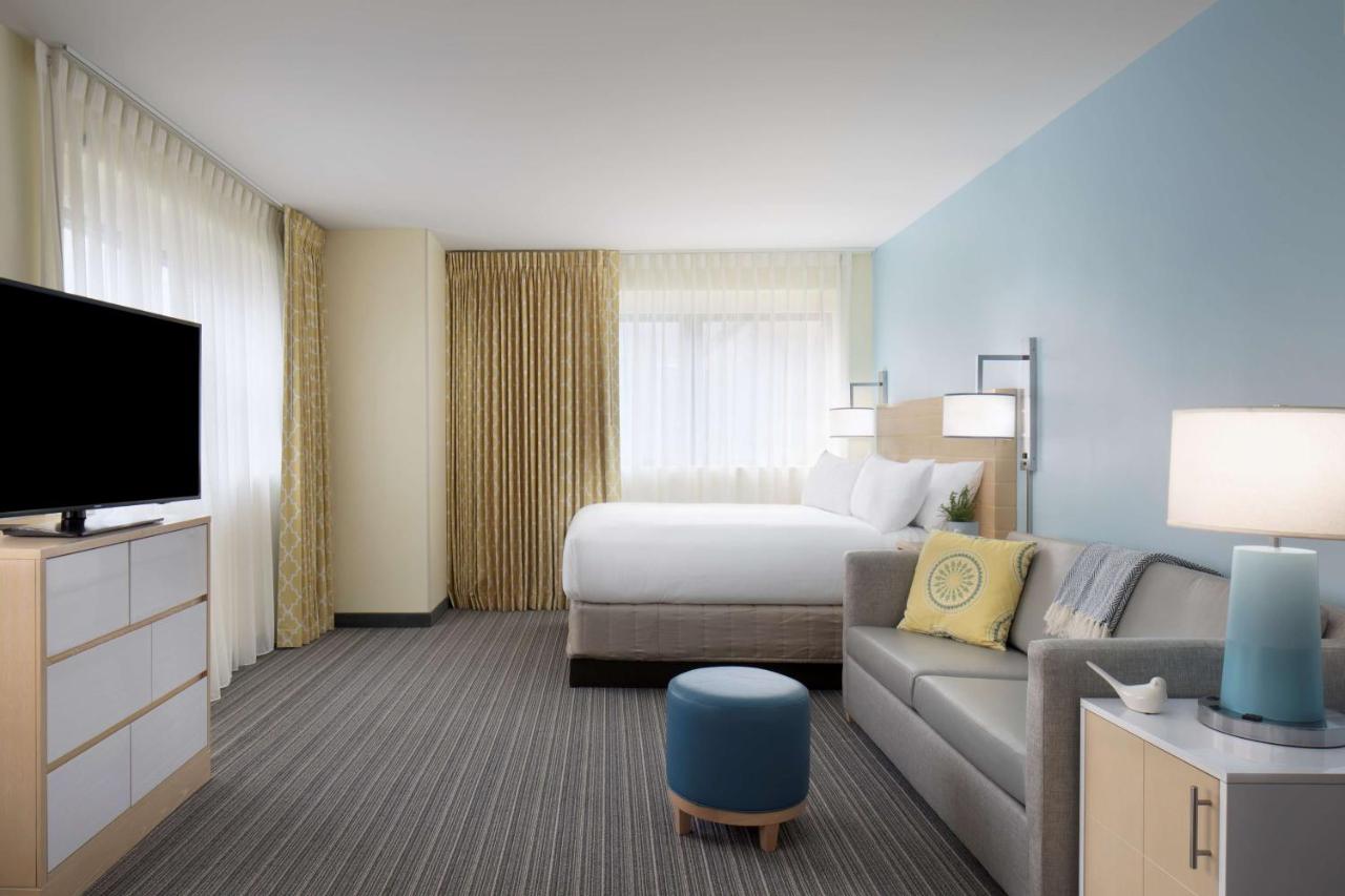 Studio with Sofa Bed at Sonesta ES Suites New Orleans Downtown