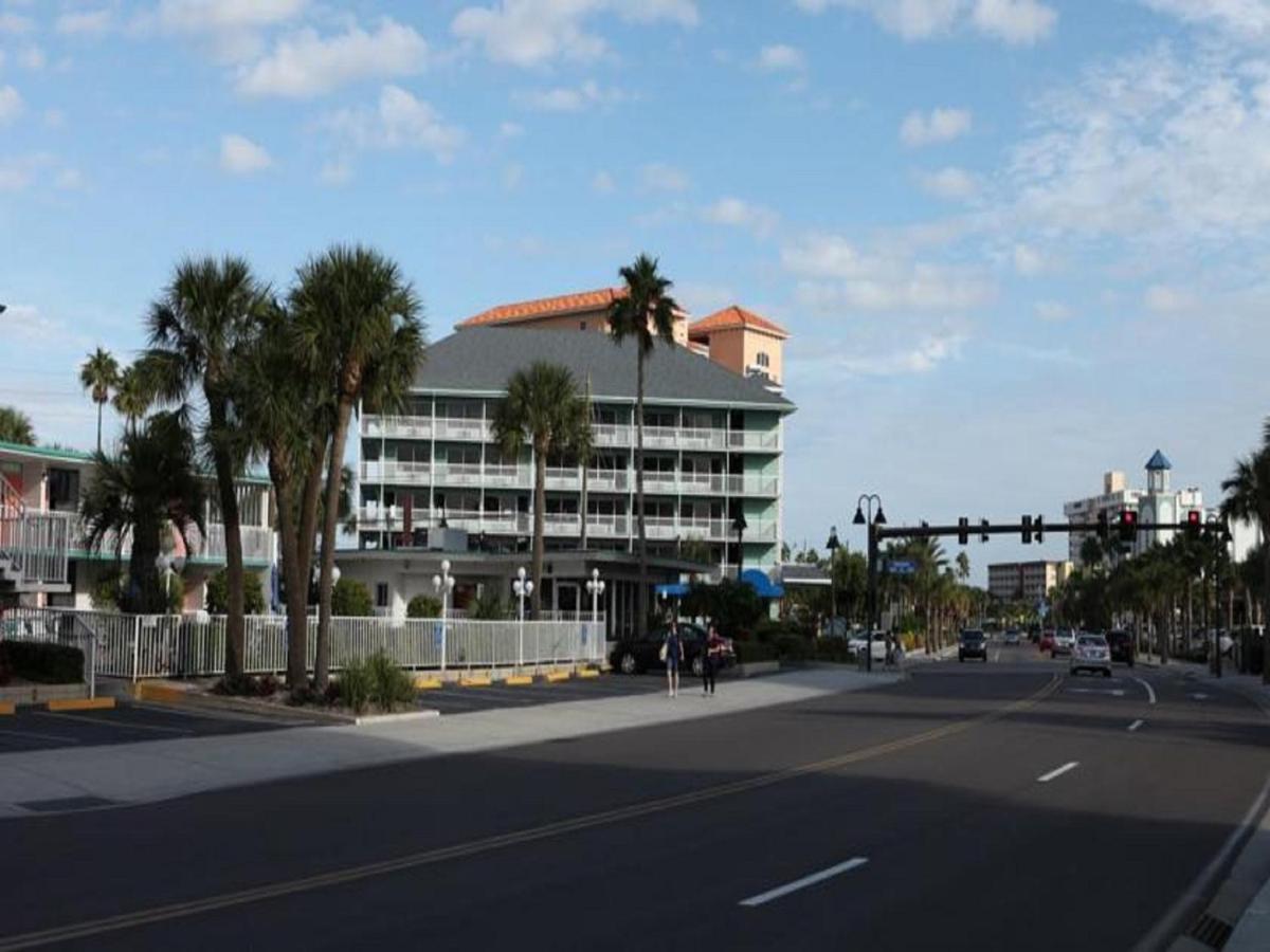 | Clearwater Beach Hotel