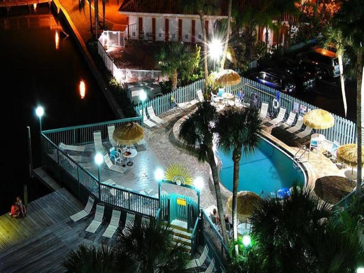 | Clearwater Beach Hotel